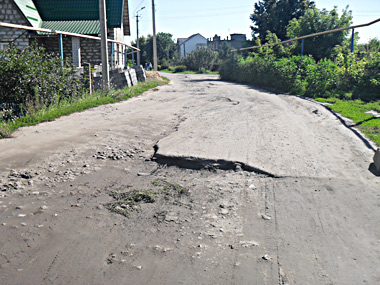 Плохие дороги на улице Акинина